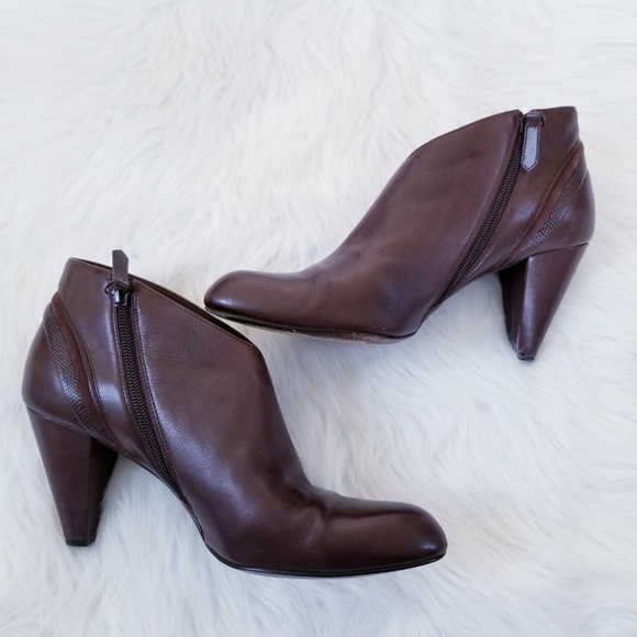 Cole Haan Nike AIr Ankle Boots Size 10B - Picture 2 of 8